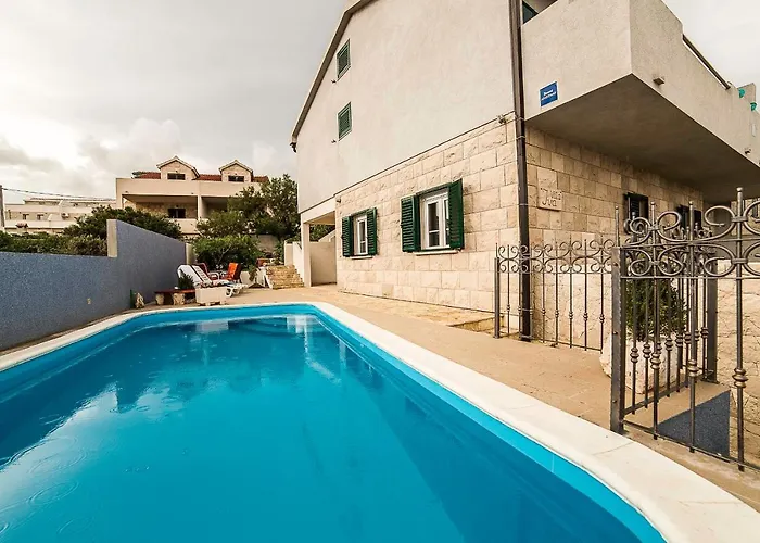 Bakula 1539 4* Povlja (Brac)